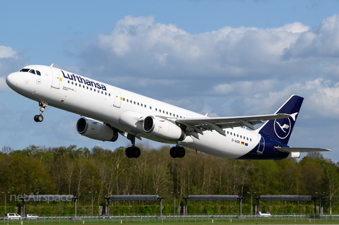 Lufthansa Airbus A321-231 (D-AIDK) at  Hamburg - Fuhlsbuettel (Helmut Schmidt), Germany