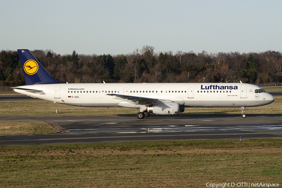 Lufthansa Airbus A321-231 (D-AIDL) | Photo 373153