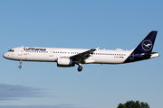 Lufthansa Airbus A321-231 (D-AIDL) at  Hamburg - Fuhlsbuettel (Helmut Schmidt), Germany