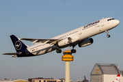 Lufthansa Airbus A321-231 (D-AIDL) at  Hamburg - Fuhlsbuettel (Helmut Schmidt), Germany