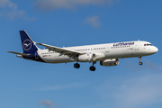 Lufthansa Airbus A321-231 (D-AIDL) at  Hamburg - Fuhlsbuettel (Helmut Schmidt), Germany