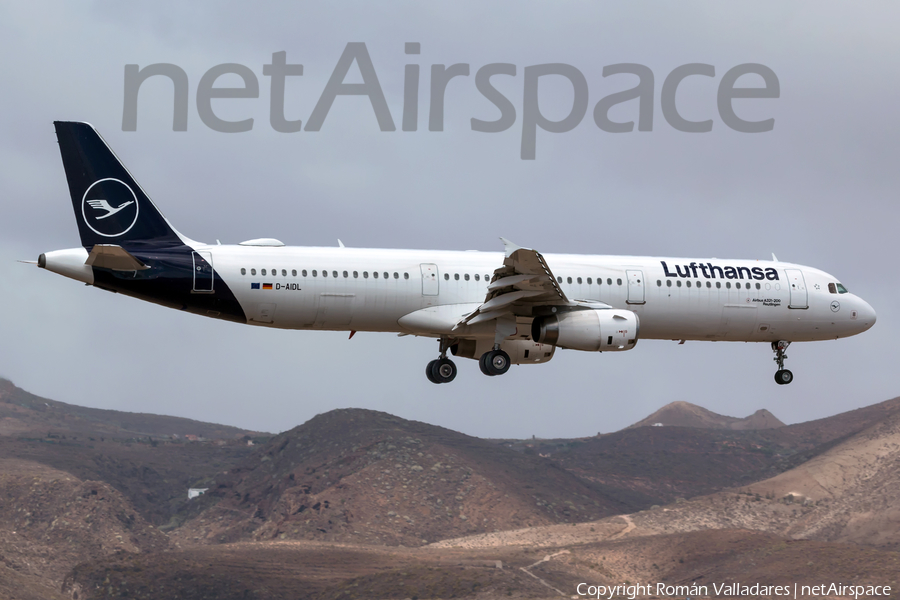 Lufthansa Airbus A321-231 (D-AIDL) | Photo 405342