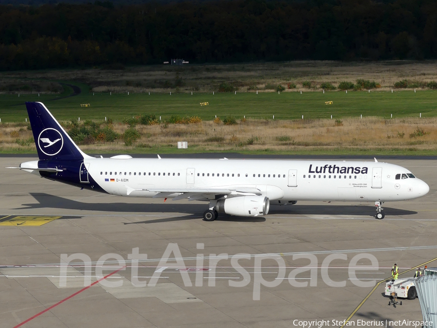 Lufthansa Airbus A321-231 (D-AIDM) | Photo 650597