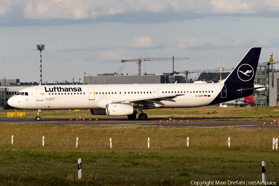 Lufthansa Airbus A321-231 (D-AIDM) | Photo 524872