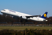 Lufthansa Airbus A321-231 (D-AIDM) at  Hamburg - Fuhlsbuettel (Helmut Schmidt), Germany