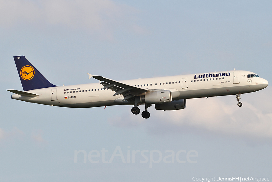 Lufthansa Airbus A321-231 (D-AIDM) | Photo 413991