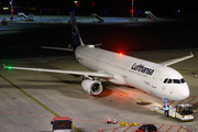 Lufthansa Airbus A321-231 (D-AIDM) at  Hamburg - Fuhlsbuettel (Helmut Schmidt), Germany