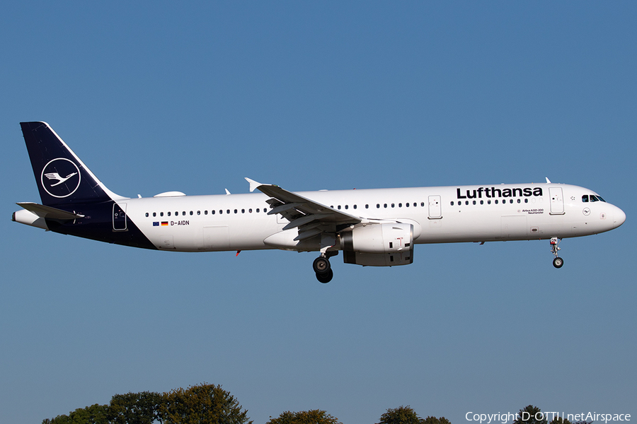 Lufthansa Airbus A321-231 (D-AIDN) | Photo 403182