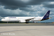 Lufthansa Airbus A321-231 (D-AIDN) at  Hamburg - Fuhlsbuettel (Helmut Schmidt), Germany