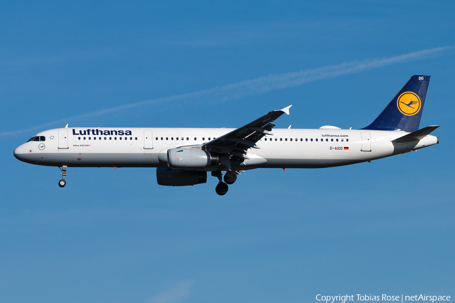 Lufthansa Airbus A321-231 (D-AIDO) | Photo 303109