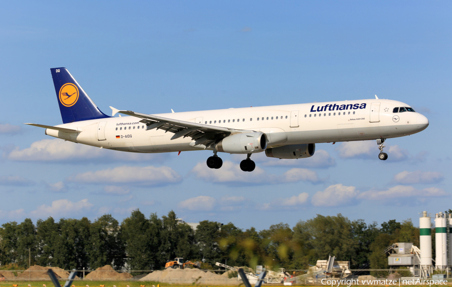 Lufthansa Airbus A321-231 (D-AIDQ) | Photo 183206