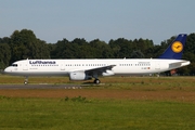 Lufthansa Airbus A321-231 (D-AIDT) at  Hamburg - Fuhlsbuettel (Helmut Schmidt), Germany