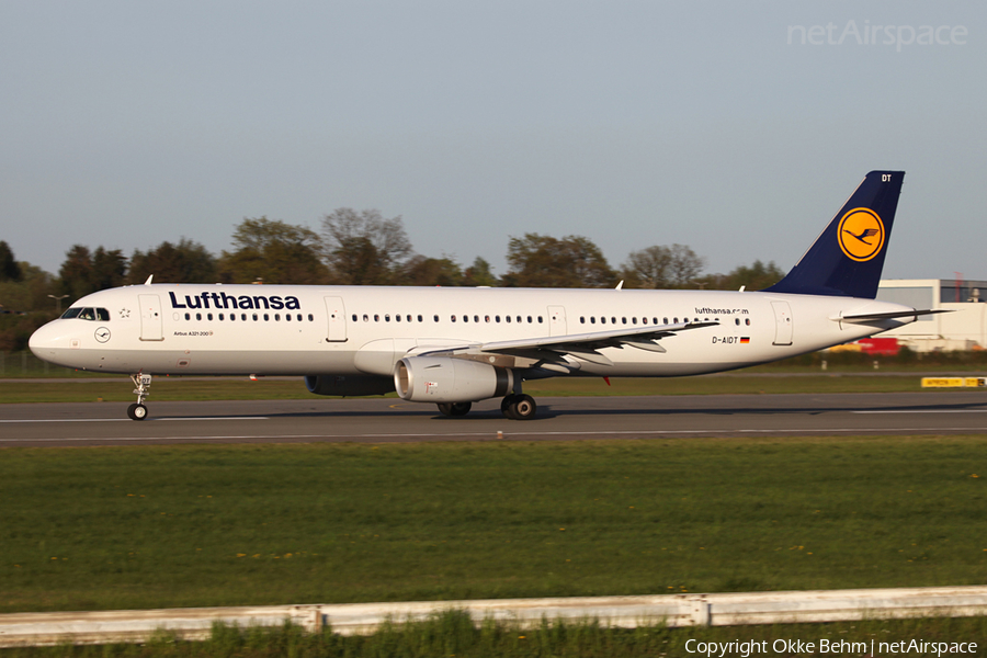 Lufthansa Airbus A321-231 (D-AIDT) | Photo 42966