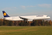 Lufthansa Airbus A321-231 (D-AIDT) at  Hamburg - Fuhlsbuettel (Helmut Schmidt), Germany