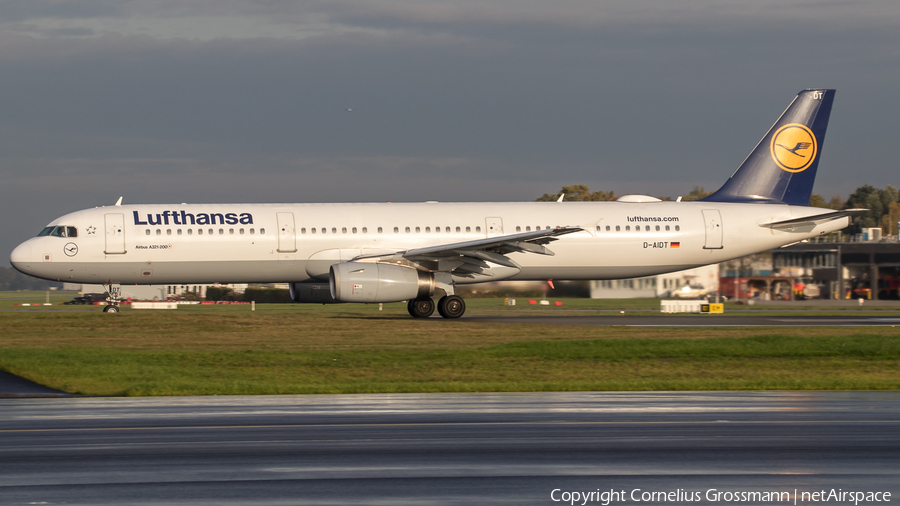 Lufthansa Airbus A321-231 (D-AIDT) | Photo 435476