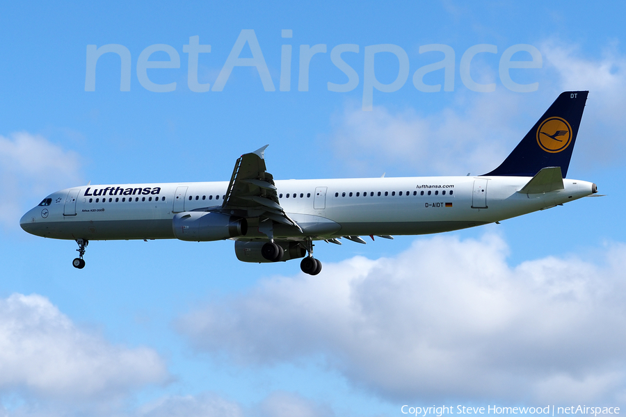 Lufthansa Airbus A321-231 (D-AIDT) | Photo 168486