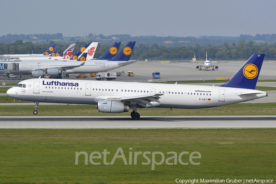 Lufthansa Airbus A321-231 (D-AIDT) | Photo 112322