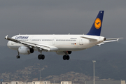 Lufthansa Airbus A321-231 (D-AIDU) at  Barcelona - El Prat, Spain
