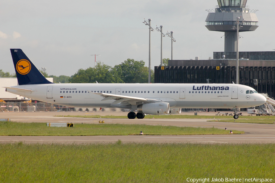 Lufthansa Airbus A321-231 (D-AIDU) | Photo 138591
