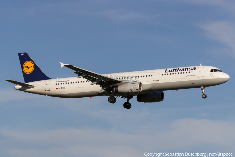 Lufthansa Airbus A321-231 (D-AIDU) | Photo 175331