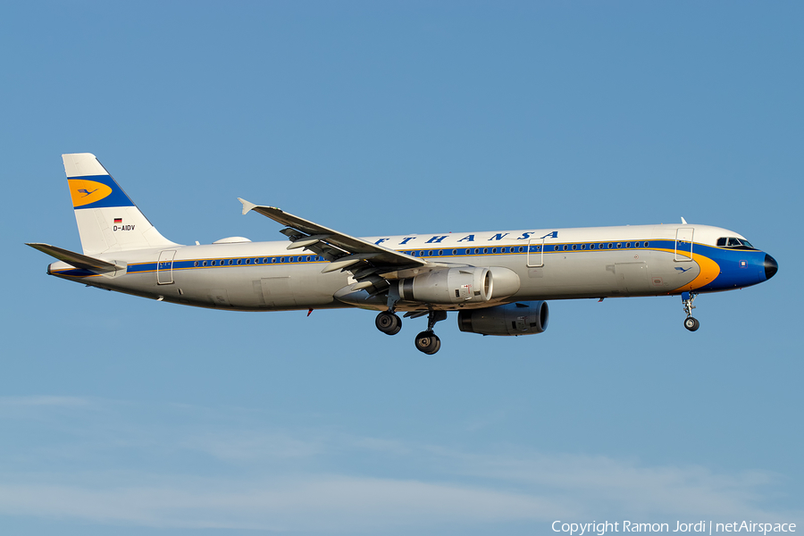 Lufthansa Airbus A321-231 (D-AIDV) | Photo 257482