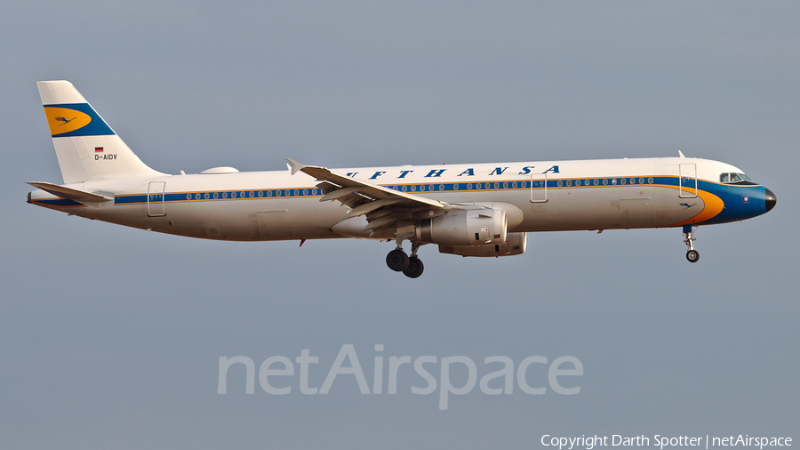 Lufthansa Airbus A321-231 (D-AIDV) | Photo 324004