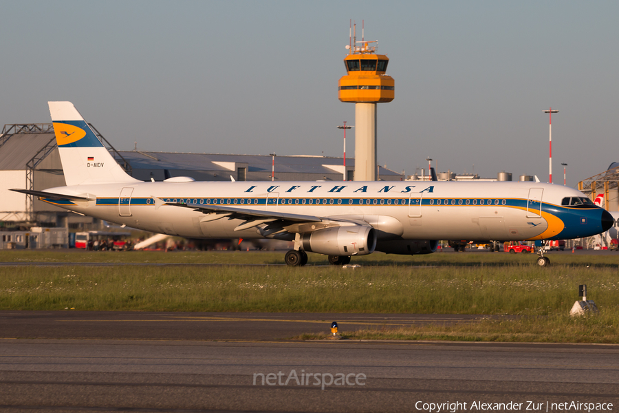 Lufthansa Airbus A321-231 (D-AIDV) | Photo 245410