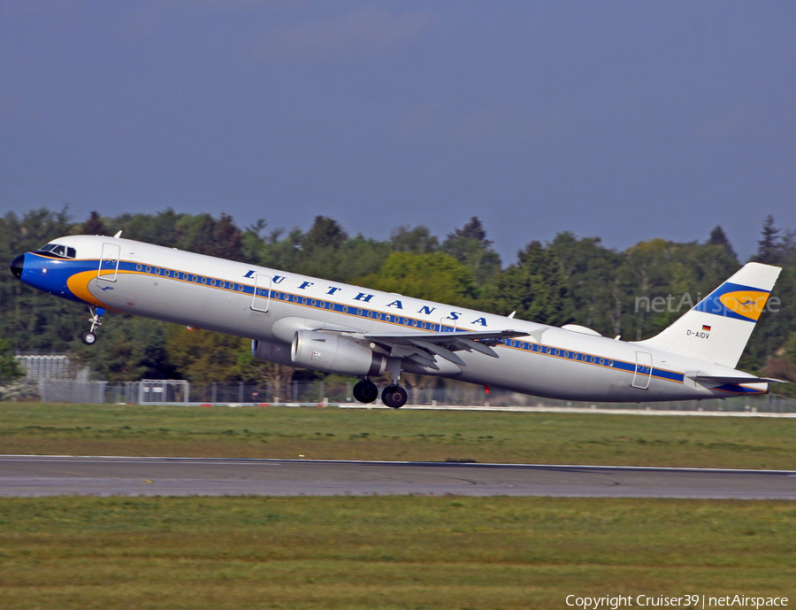 Lufthansa Airbus A321-231 (D-AIDV) | Photo 360121