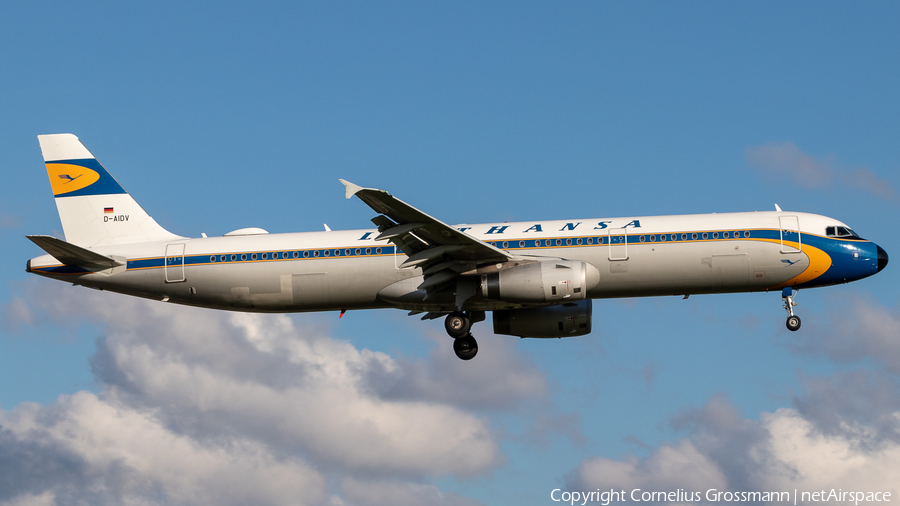 Lufthansa Airbus A321-231 (D-AIDV) | Photo 395302
