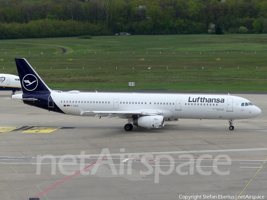 Lufthansa Airbus A321-231 (D-AIDW) | Photo 619313