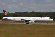 Lufthansa Airbus A321-231 (D-AIDW) at  Hamburg - Fuhlsbuettel (Helmut Schmidt), Germany