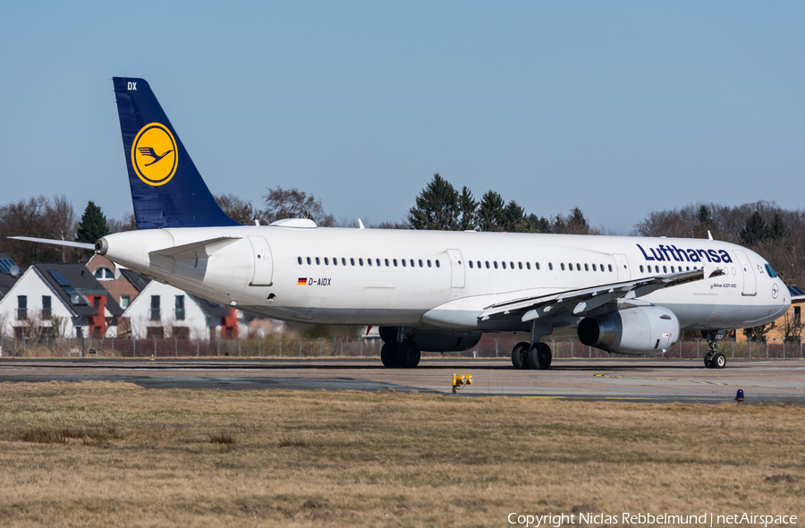 Lufthansa Airbus A321-231 (D-AIDX) | Photo 228761