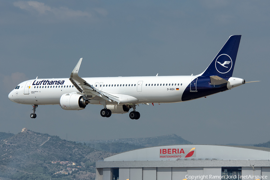 Lufthansa Airbus A321-271NX (D-AIEA) | Photo 346200