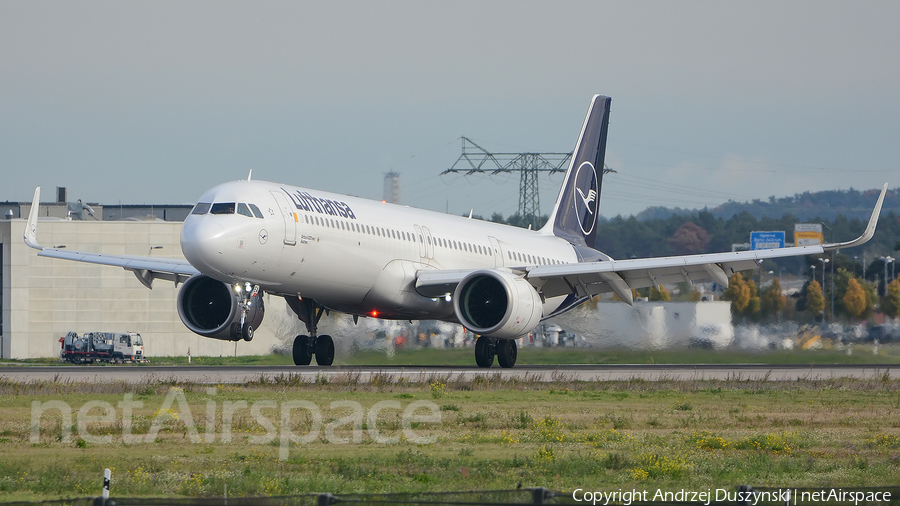 Lufthansa Airbus A321-271NX (D-AIEA) | Photo 544587