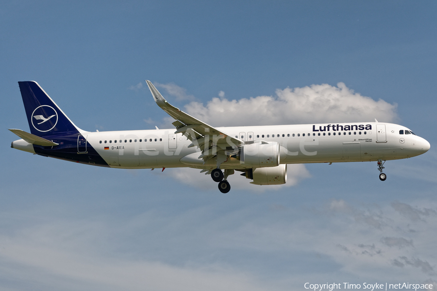 Lufthansa Airbus A321-271NX (D-AIEA) | Photo 346146