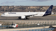 Lufthansa Airbus A321-271NX (D-AIEA) at  Madrid - Barajas, Spain