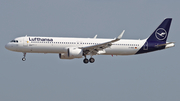 Lufthansa Airbus A321-271NX (D-AIEB) at  Frankfurt am Main, Germany