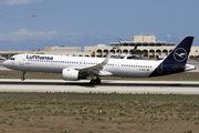 Lufthansa Airbus A321-271NX (D-AIEB) at  Luqa - Malta International, Malta