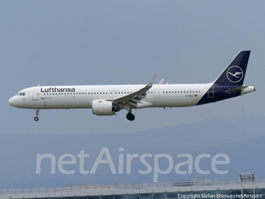 Lufthansa Airbus A321-271NX (D-AIEC) | Photo 465225