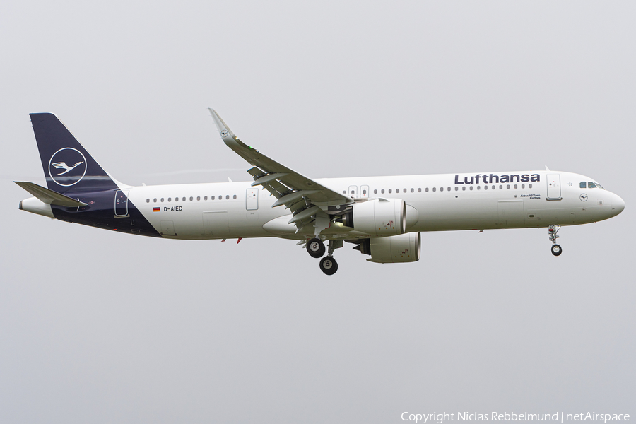 Lufthansa Airbus A321-271NX (D-AIEC) | Photo 347770