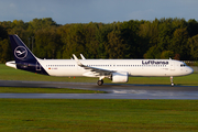 Lufthansa Airbus A321-271NX (D-AIEC) at  Hamburg - Fuhlsbuettel (Helmut Schmidt), Germany