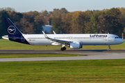 Lufthansa Airbus A321-271NX (D-AIEC) at  Hamburg - Fuhlsbuettel (Helmut Schmidt), Germany