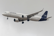 Lufthansa Airbus A321-271NX (D-AIEC) at  Luqa - Malta International, Malta