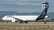 Lufthansa Airbus A321-271NX (D-AIEE) at  Barcelona - El Prat, Spain