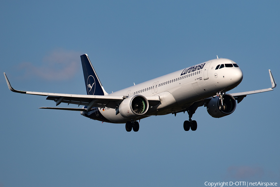 Lufthansa Airbus A321-271NX (D-AIEE) | Photo 397491