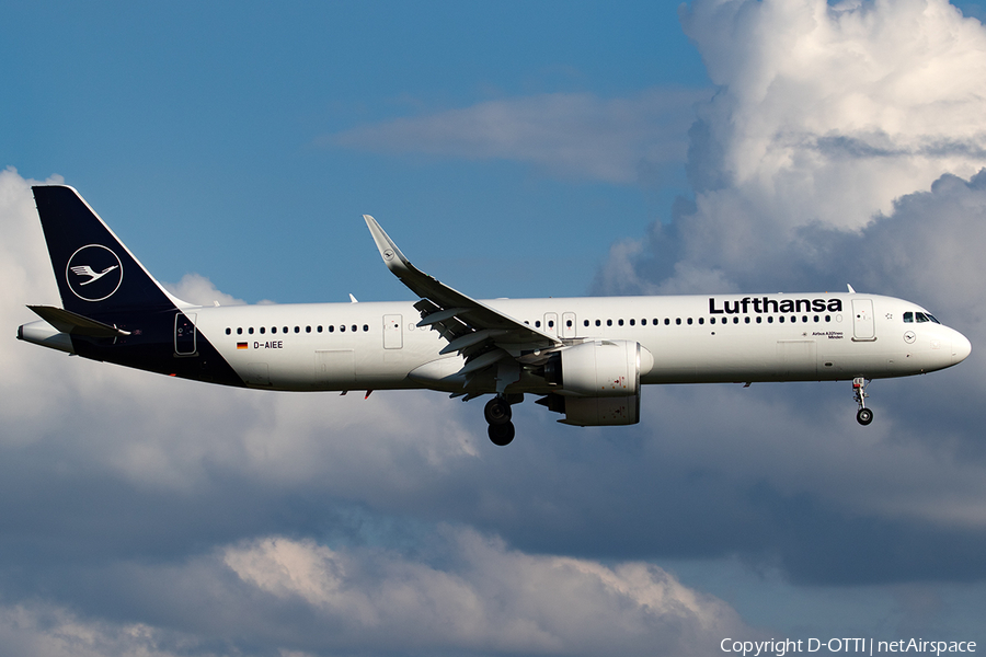 Lufthansa Airbus A321-271NX (D-AIEE) | Photo 397492