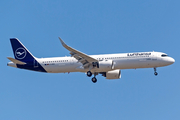 Lufthansa Airbus A321-271NX (D-AIEG) at  Luqa - Malta International, Malta