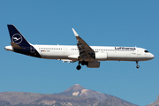 Lufthansa Airbus A321-271NX (D-AIEG) at  Tenerife Sur - Reina Sofia, Spain