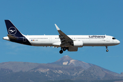 Lufthansa Airbus A321-271NX (D-AIEI) at  Tenerife Sur - Reina Sofia, Spain