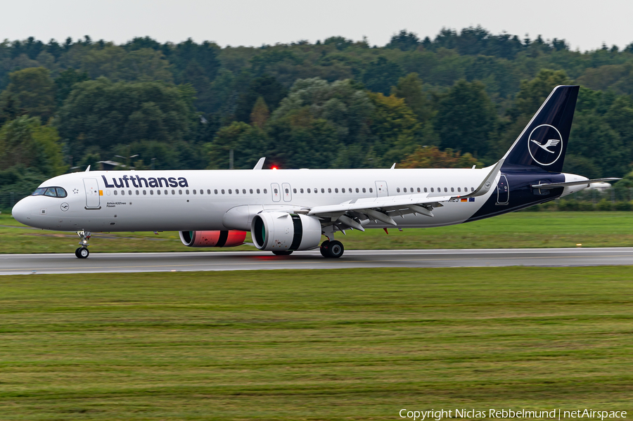 Lufthansa Airbus A321-271NX (D-AIEJ) | Photo 471776